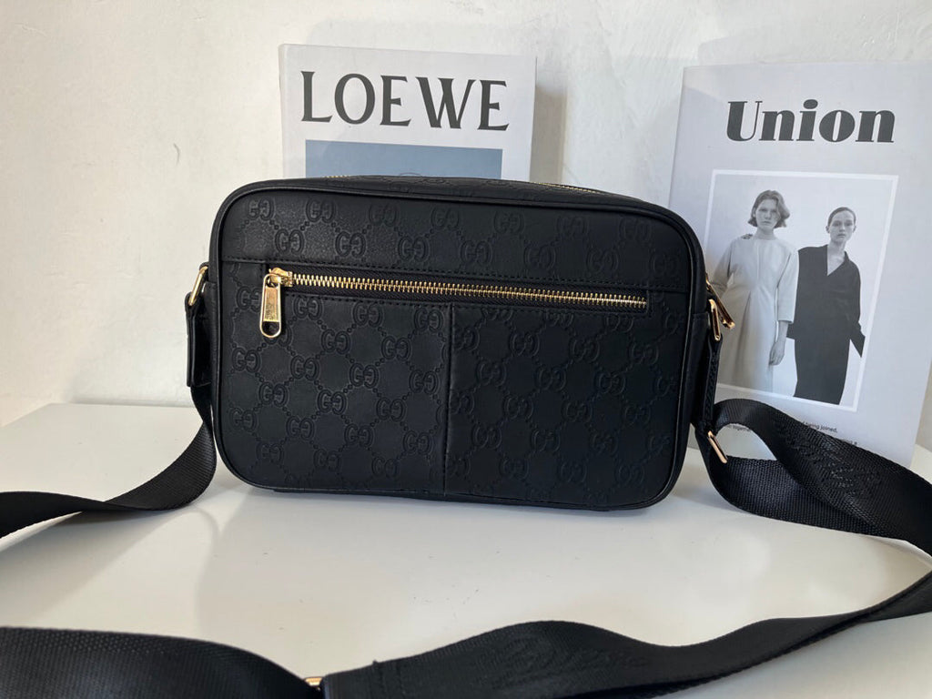 Men's Crossbody Bag for Business | Full-Grain Leather & Taiwan Tech Fabric | 27x18x7cm Anti-Theft Design