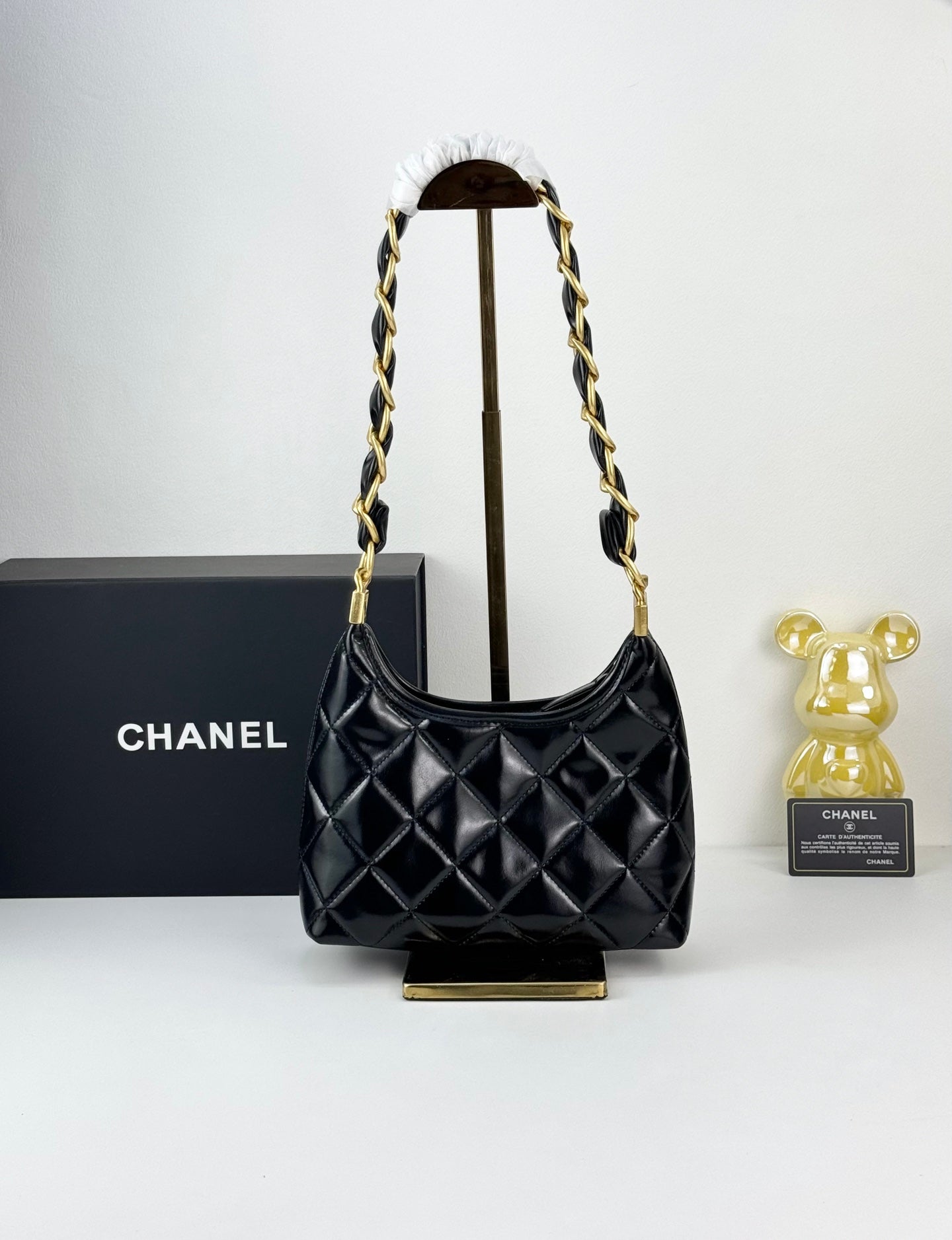 Chanel Sakura Pink Hobo Bag  24K Gold Chunky Chain Strap  22cm Lightweight Wax Leather Crossbody