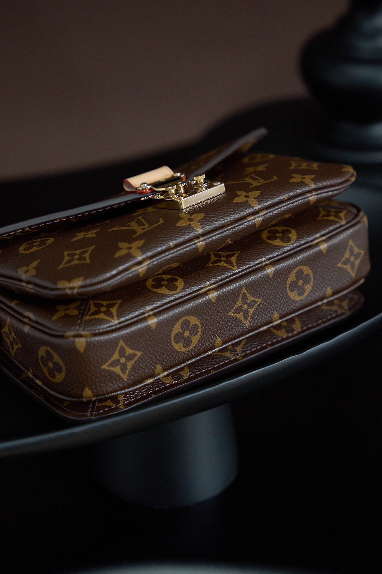 POCHETTE MÉTIS EAST WEST Handbag | Italy Dynamic Chip Code | Original Monogram Canvas & Gold Hardware | Exclusive Launch with Gift Box