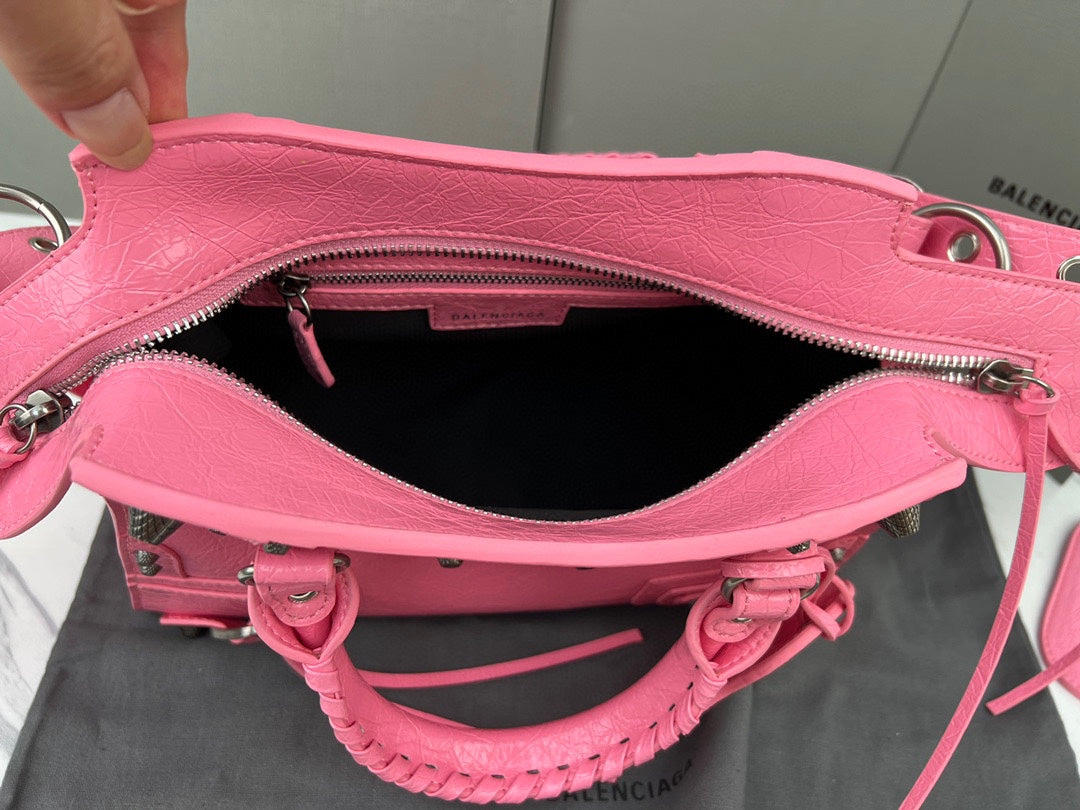 PINK Paris Neo Cagole Biker Bag 2023 - Edgy Heart Mirror Bucket Bag | 26cm Statement Piece