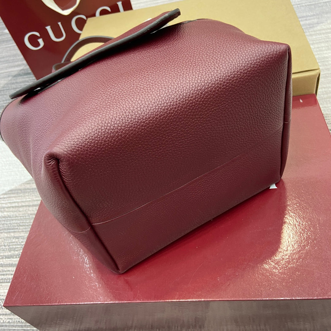 Gucci Totissima Reversible Tote Bag | Pebbled Leather & GG Canvas Dual-Sided | 21x18.5x16cm Ancora Red