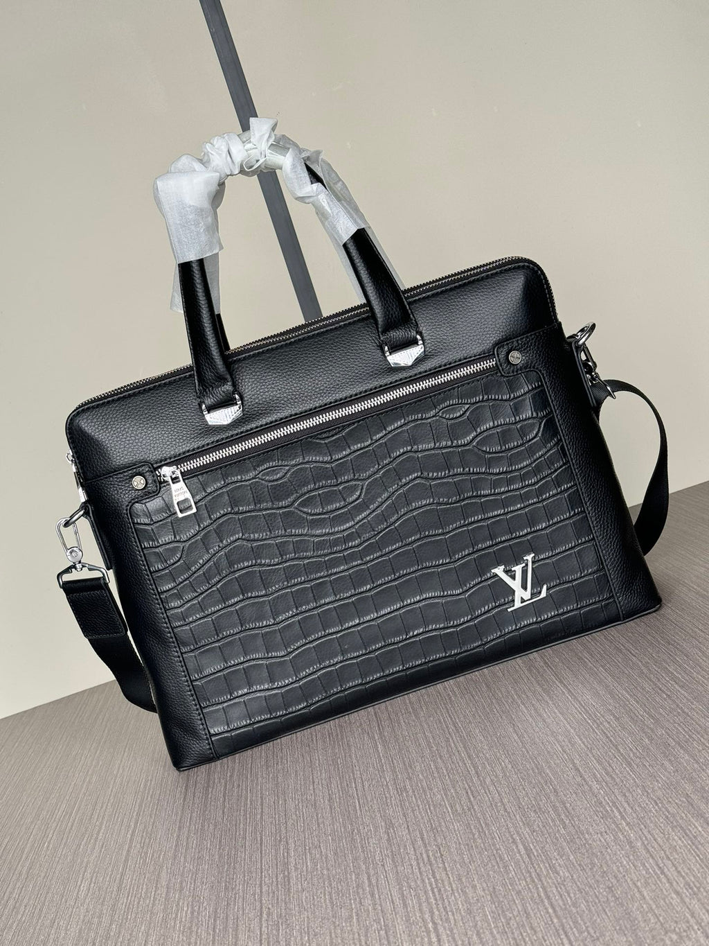 2024 Premium Dual-Zip Briefcase | Italian Textured Leather | Anti-Theft Compartments | Smooth YKK Zippers