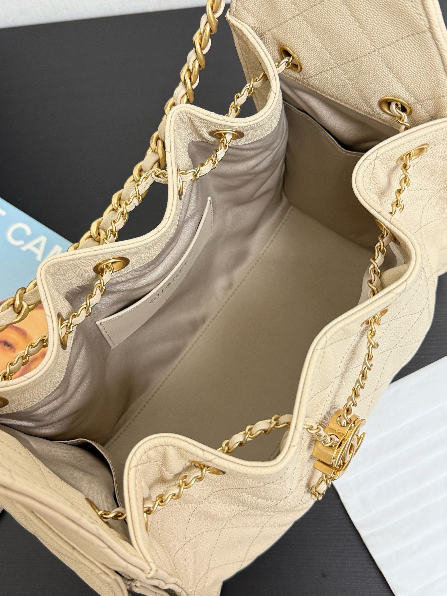 25C HOBO Adjustable Chain Bucket Bag - Genuine Leather Multi-functional Crossbody Travel Bag with Dual Side Pockets (30*26*14cm)