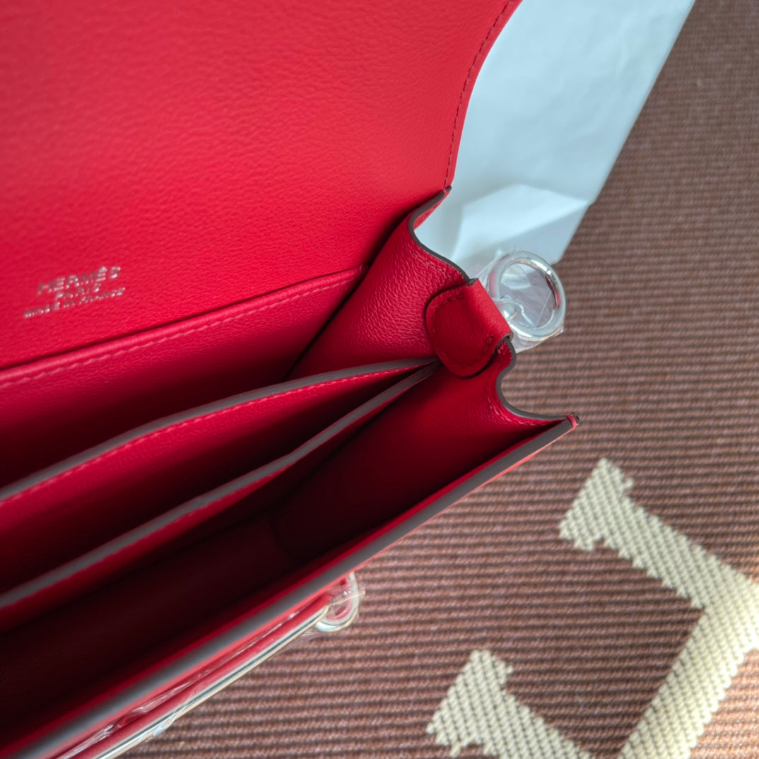 Hermès Roulis 19cm Bag "Pig Nose Design" in Rouge H Evercolor Leather | Gold/Silver Hardware | Crossbody/Shoulder/Handheld | Luxury Minimalist Style