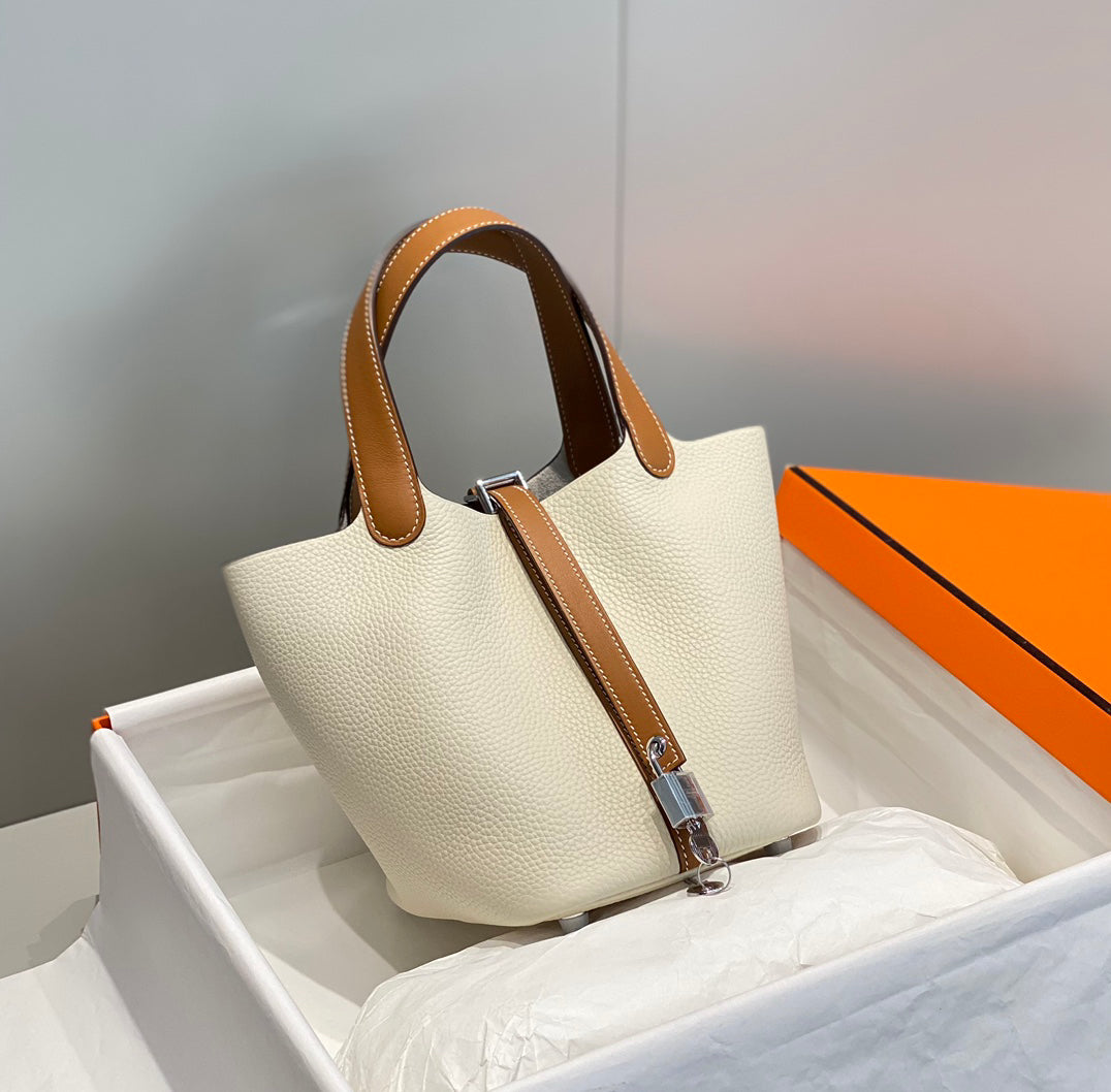 Hermès Picotin Lock 18cm Milkshake White Gold Brown Bucket Bag - Classic Two-Tone Luxury Handbag