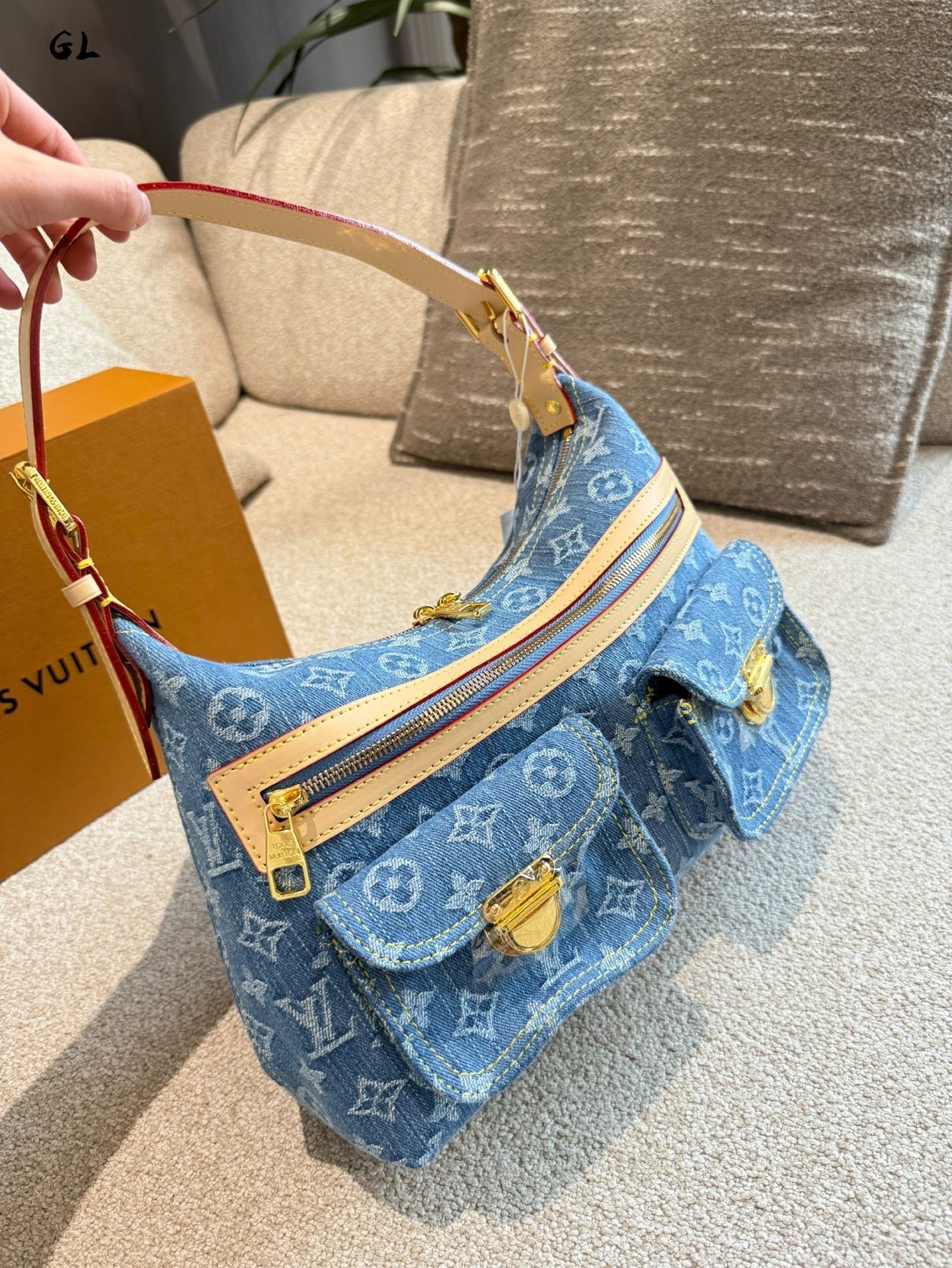 Louis Vuitton Vintage Denim Underarm Bag 30x10x19cm | Rare Limited Edition, Timeless Blue Denim Elegance
