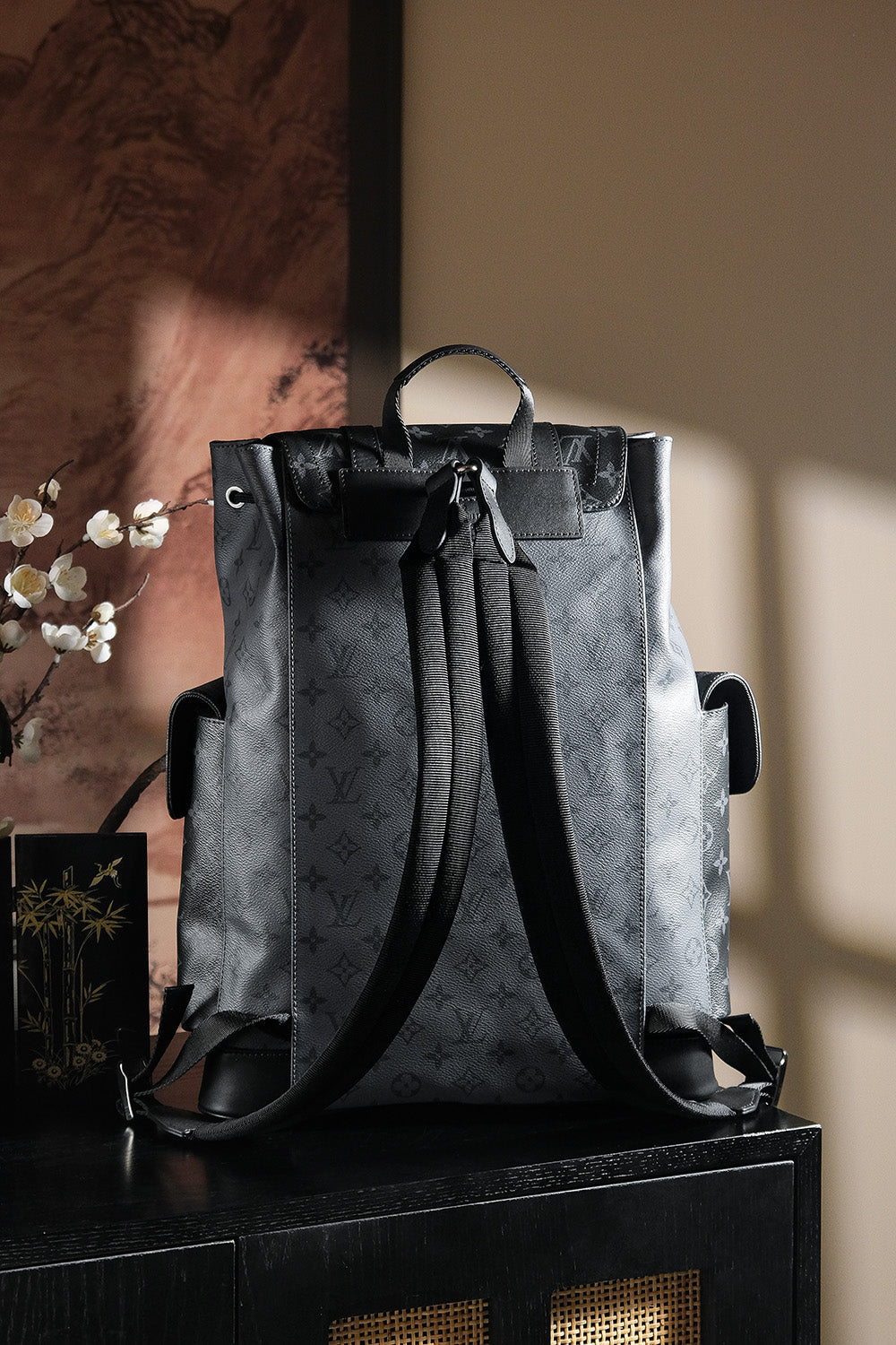 LV Christopher Chip-Embedded Backpack | 24K Gold-Plated Hardware, 44cm Unisex Vintage Travel Bag with Diamond Code Tech