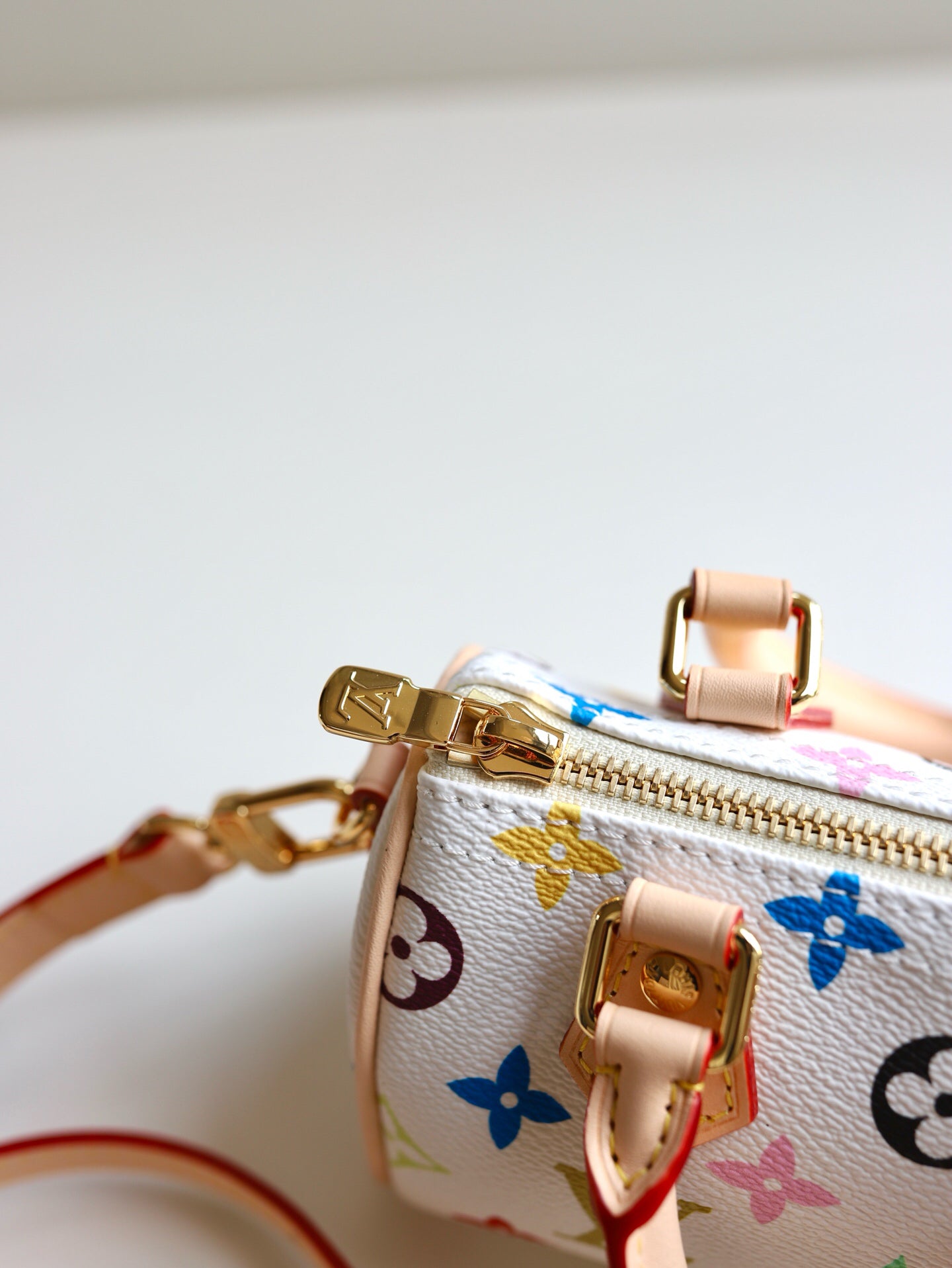 Takashi Murakami Triple Three Colors Collection | Bright White Tri-Color | New Season Trendy NANO SEEDY Mini Bag