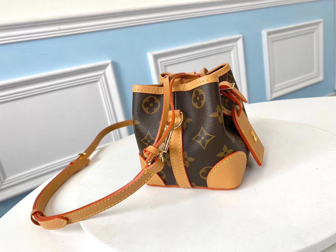 LV M57099 Mini Bucket Bag - Runway Edition with Detachable Tag & Full Packaging 12×12×12cm