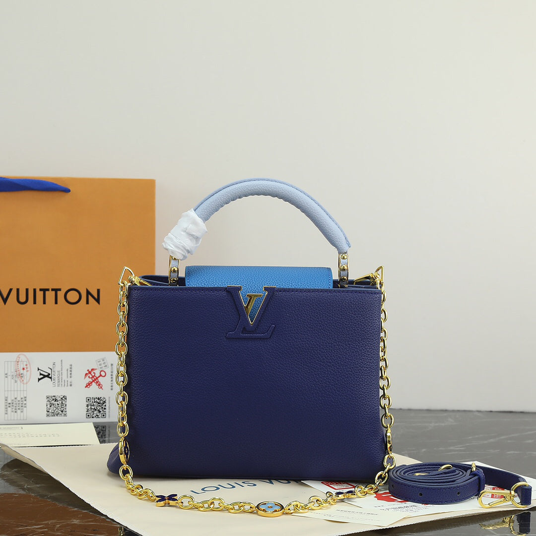 Louis Vuitton Capucines bb Blue Pebbled Leather Bag 27x18x10cm | Celebrity Street Style, Detachable Strap & Twist Lock