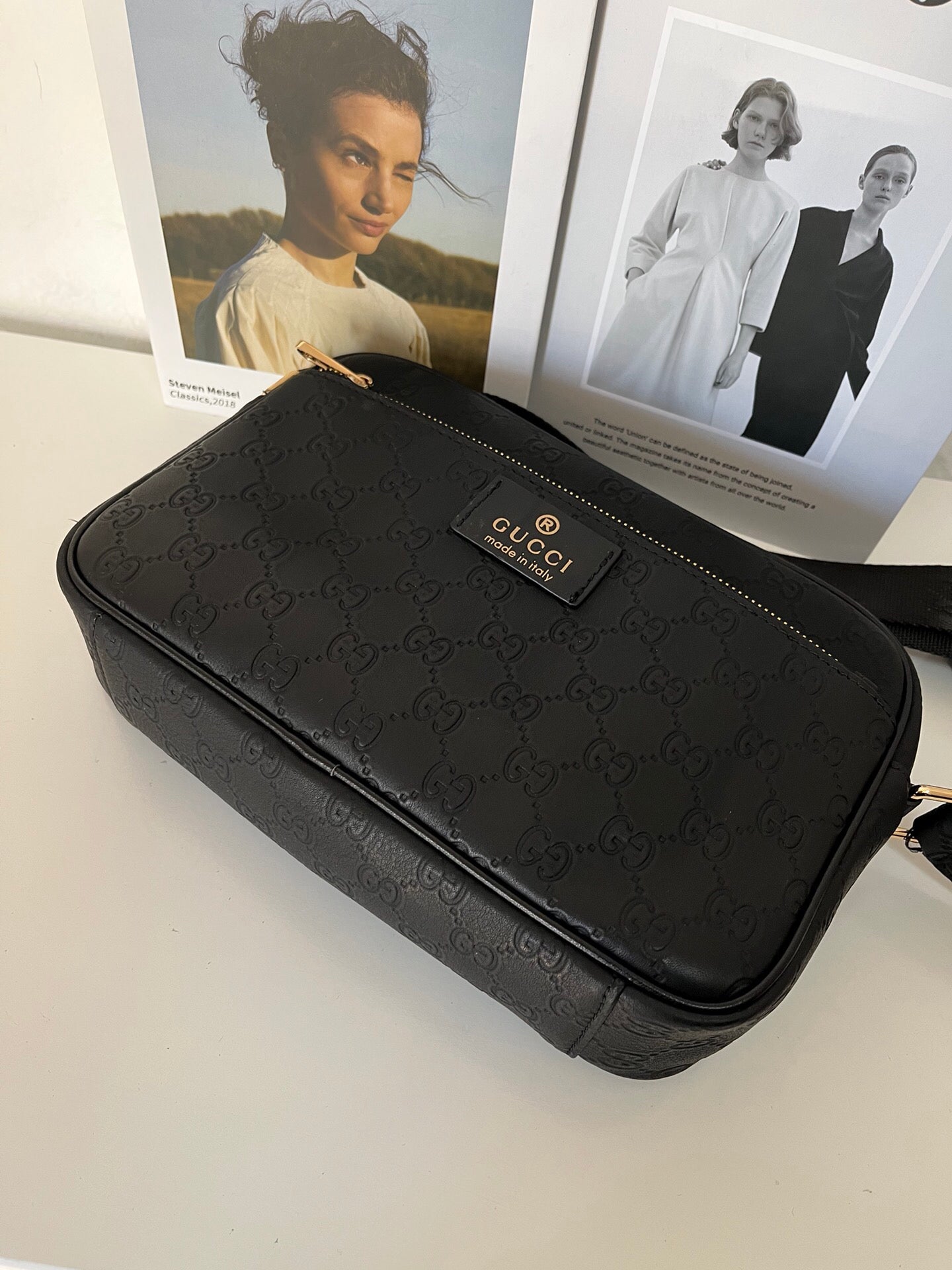 Men's Crossbody Bag for Business | Full-Grain Leather & Taiwan Tech Fabric | 27x18x7cm Anti-Theft Design