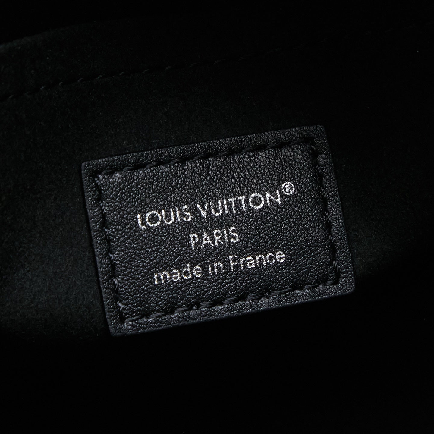 Louis Vuitton 2025 Cruise Collection Dynamic Monogram Bold Speedy 20 Trunk Handbag - Embossed Calfskin Metal Accents Detachable Chain Strap
