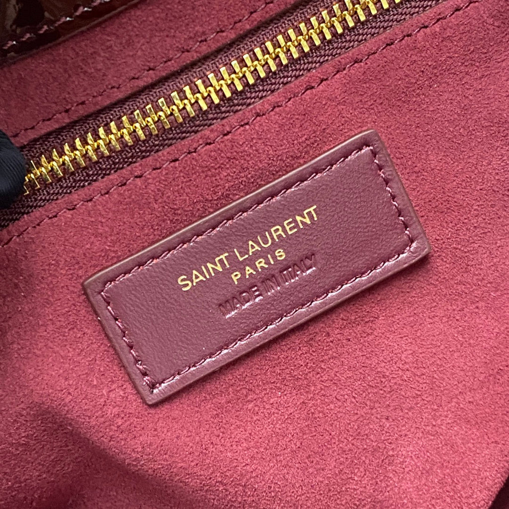 👜 2024 SS Patent Leather Wine Red Gold Underarm Bag Le5A7 Hobo | Adjustable Strap Luxury Shoulder Bag