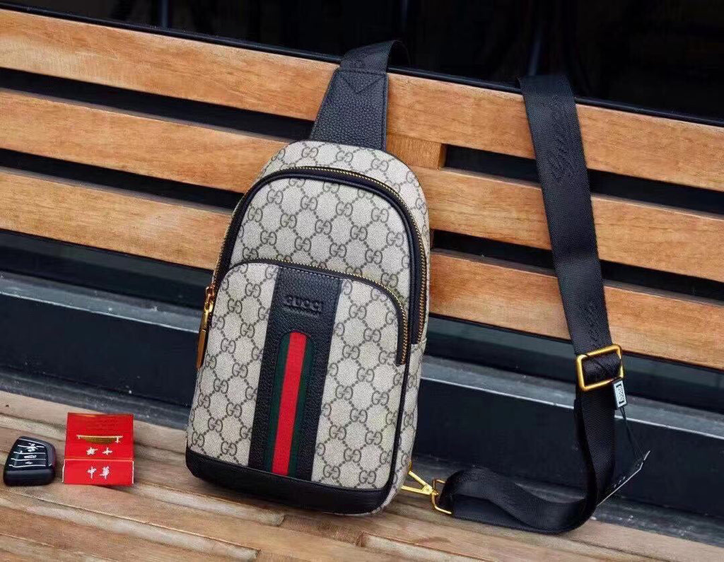Men's Vintage Crossbody Bag | Full-Grain Leather Oversized Design | 31x18x5cm Custom Hardware
