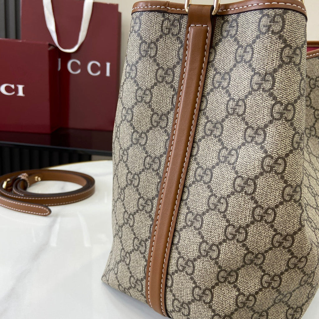 【New】GG Emblem Small Shoulder Bag | Beige/Brown Coated Canvas | Italian Craftsmanship | Adjustable Leather Strap | Model 815103