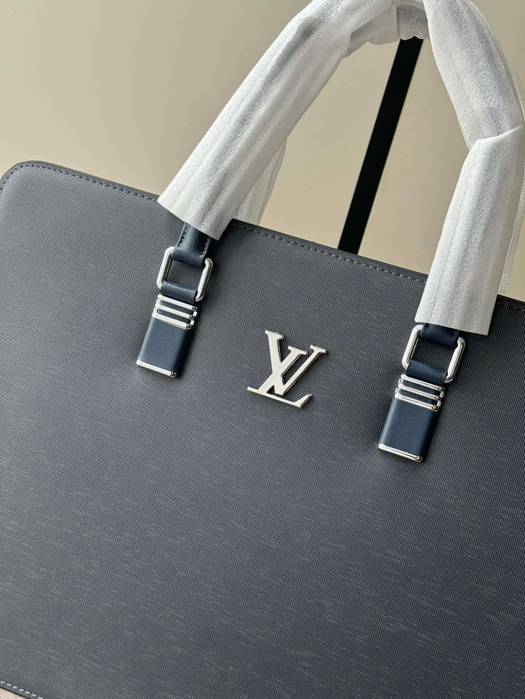 2024 Premium Business Lock Briefcase | Italian Textured Leather | Multi-Compartment Design | YKK Zipper