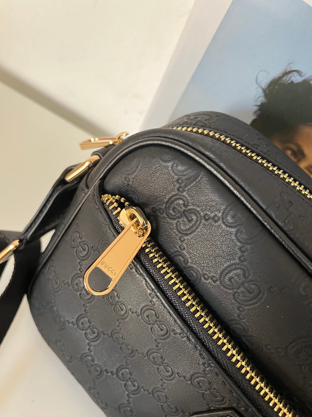Men's Crossbody Bag for Business | Full-Grain Leather & Taiwan Tech Fabric | 27x18x7cm Anti-Theft Design