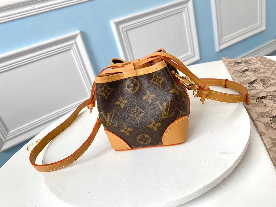 LV M57099 Mini Bucket Bag - Runway Edition with Detachable Tag & Full Packaging 12×12×12cm