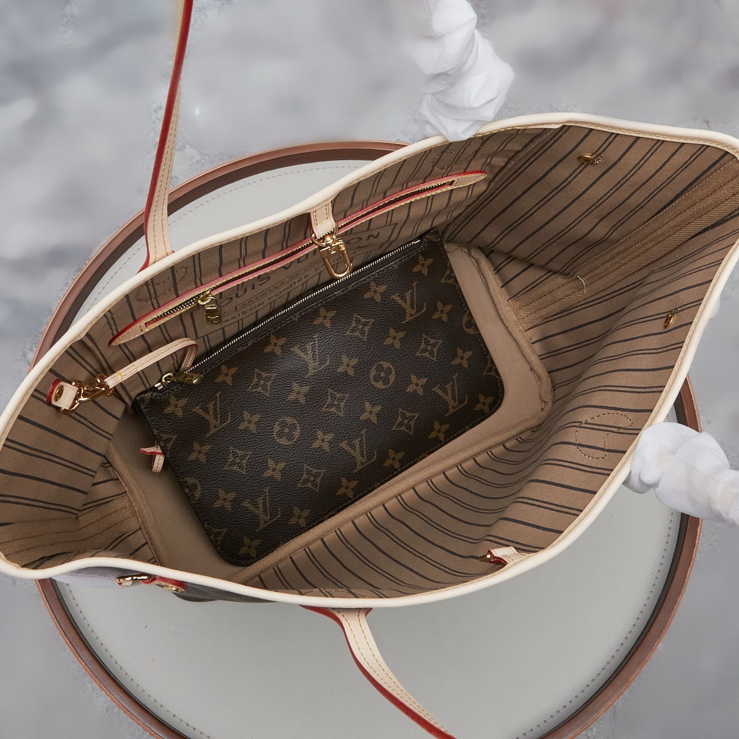 Louis Vuitton Neverfull Reimagined - Detachable Pouch & Dual-Tone Lining Archival Revival Tote