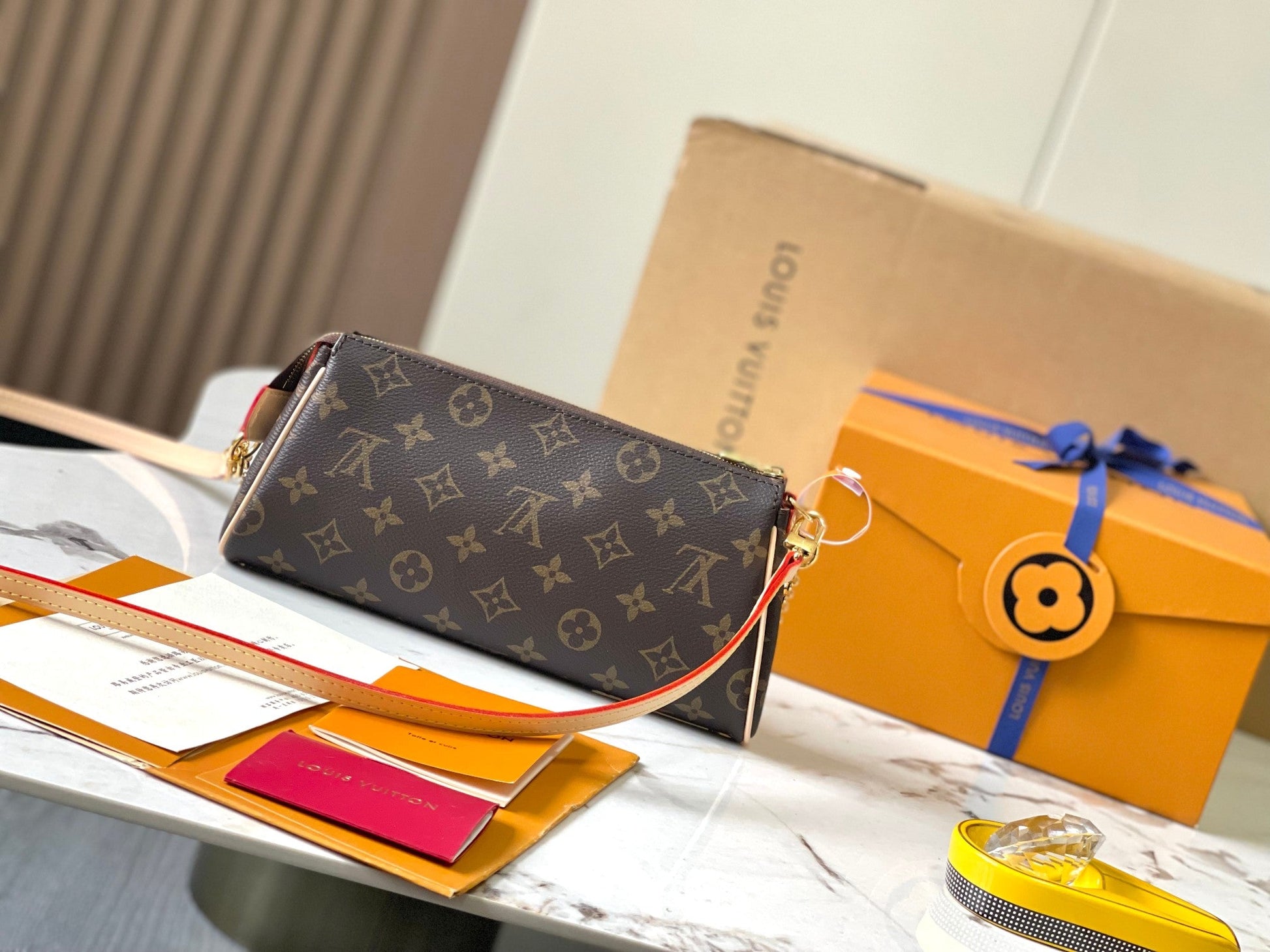 Vintage EVA Handbag | Premium MB Chip Edition Genuine Leather | A-Grade Steel Hardware | Imported Original Fabric | Duty-Free Factory Packaging