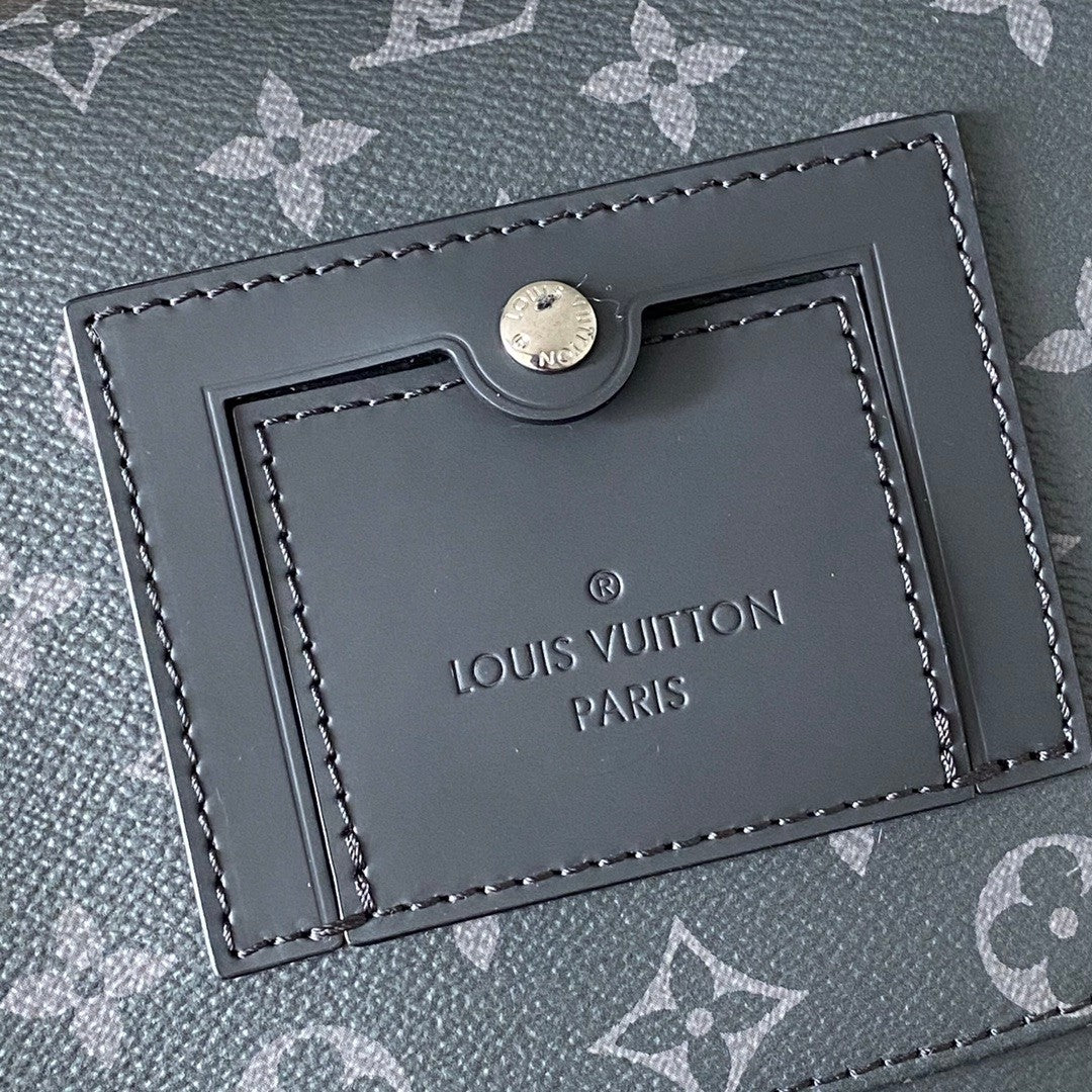 Louis Vuitton Voyager Men's Messenger Bag 33x22.5x11cm | Original Hardware, European Leather, Instant Shipping