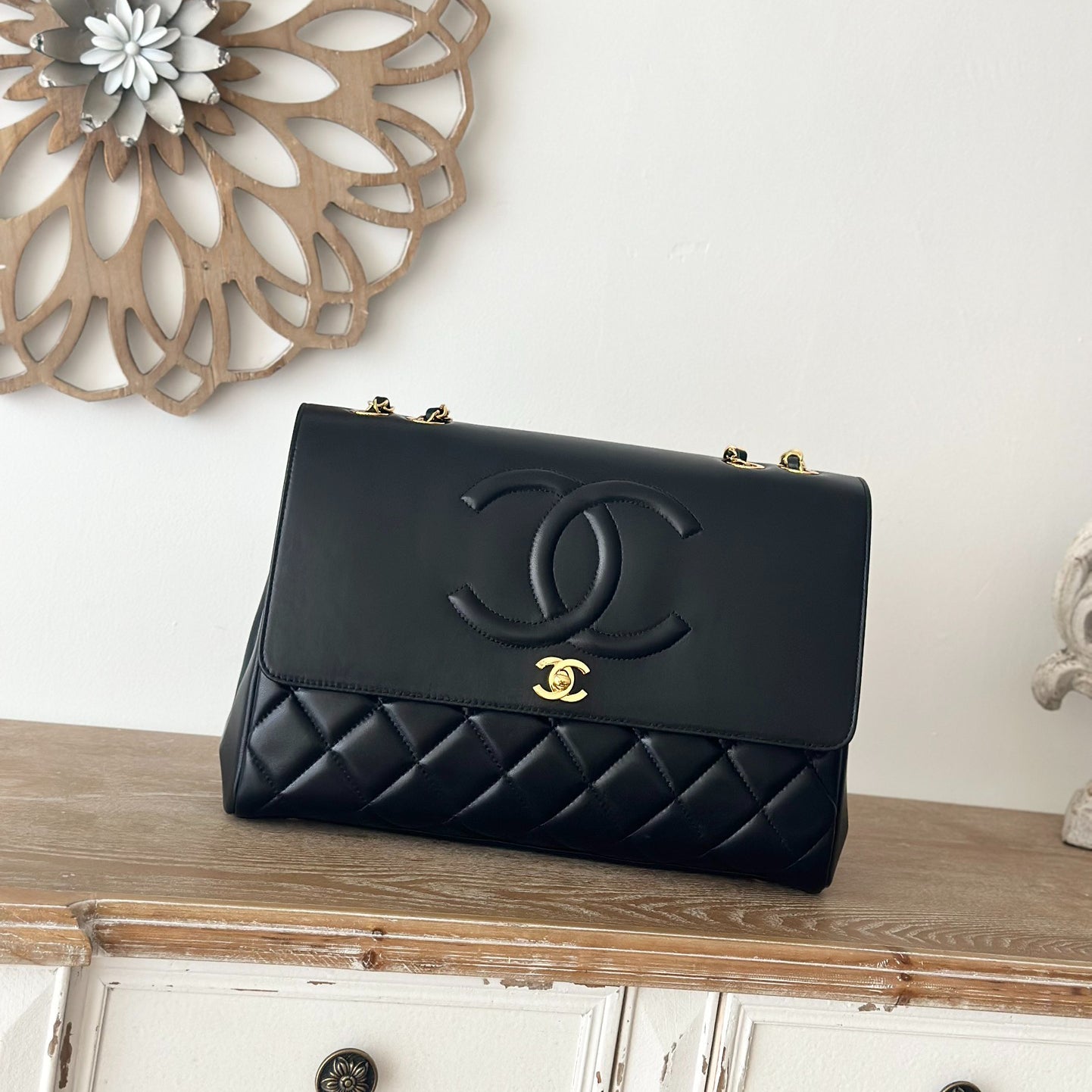 CHANEL Black Lamb Skin Double Chain Shoulder Bag 33x23x11cm | Caviar Quilted Series, Spacious Fiber Lining