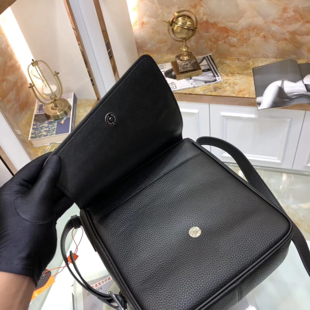 Hermès Newest Men’s Crossbody Bag | Premium Soft Calfskin | Black/Blue/Yellow | 25x27x6cm | Luxury Shoulder Bag