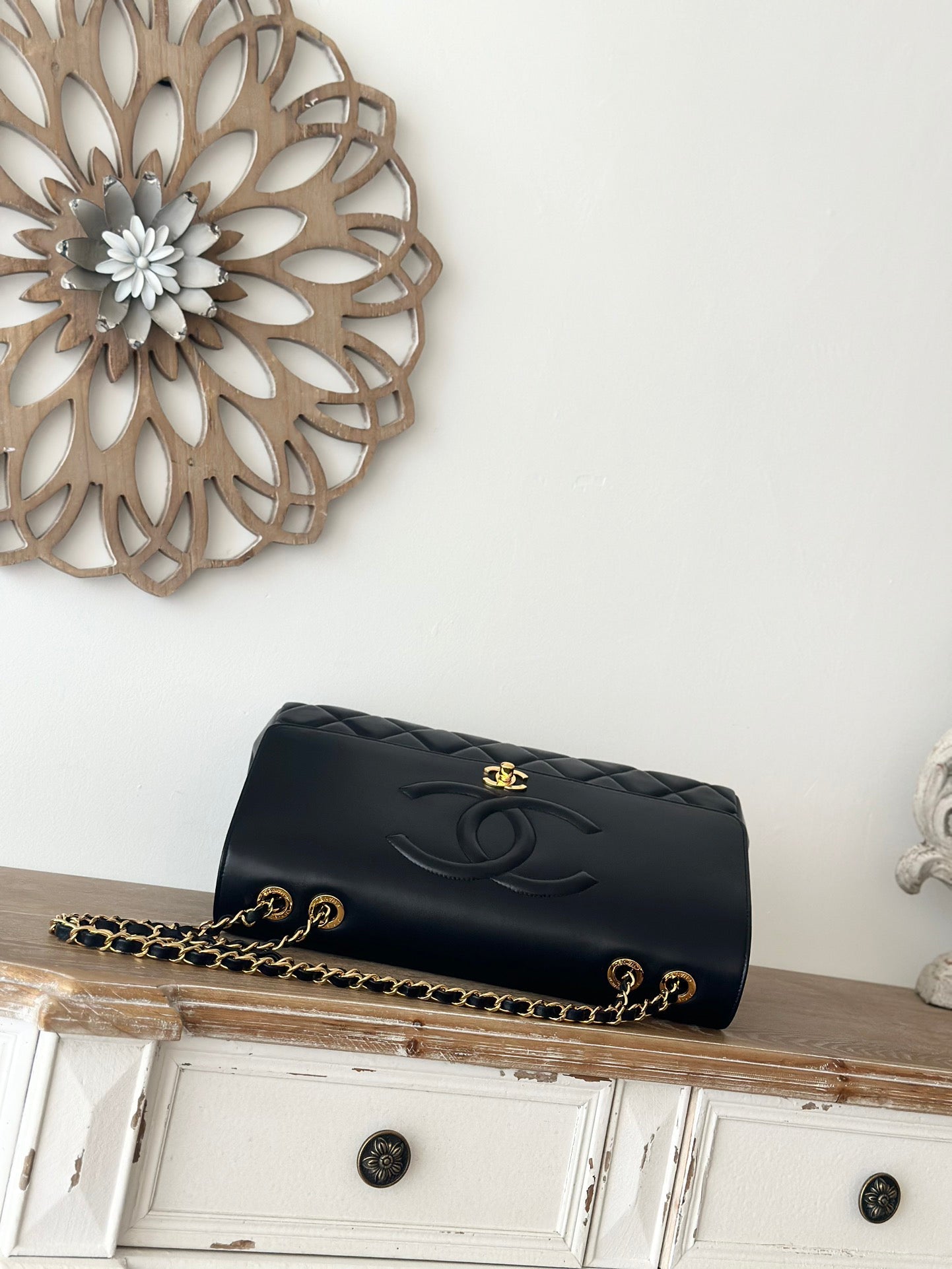 CHANEL Black Lamb Skin Double Chain Shoulder Bag 33x23x11cm | Caviar Quilted Series, Spacious Fiber Lining