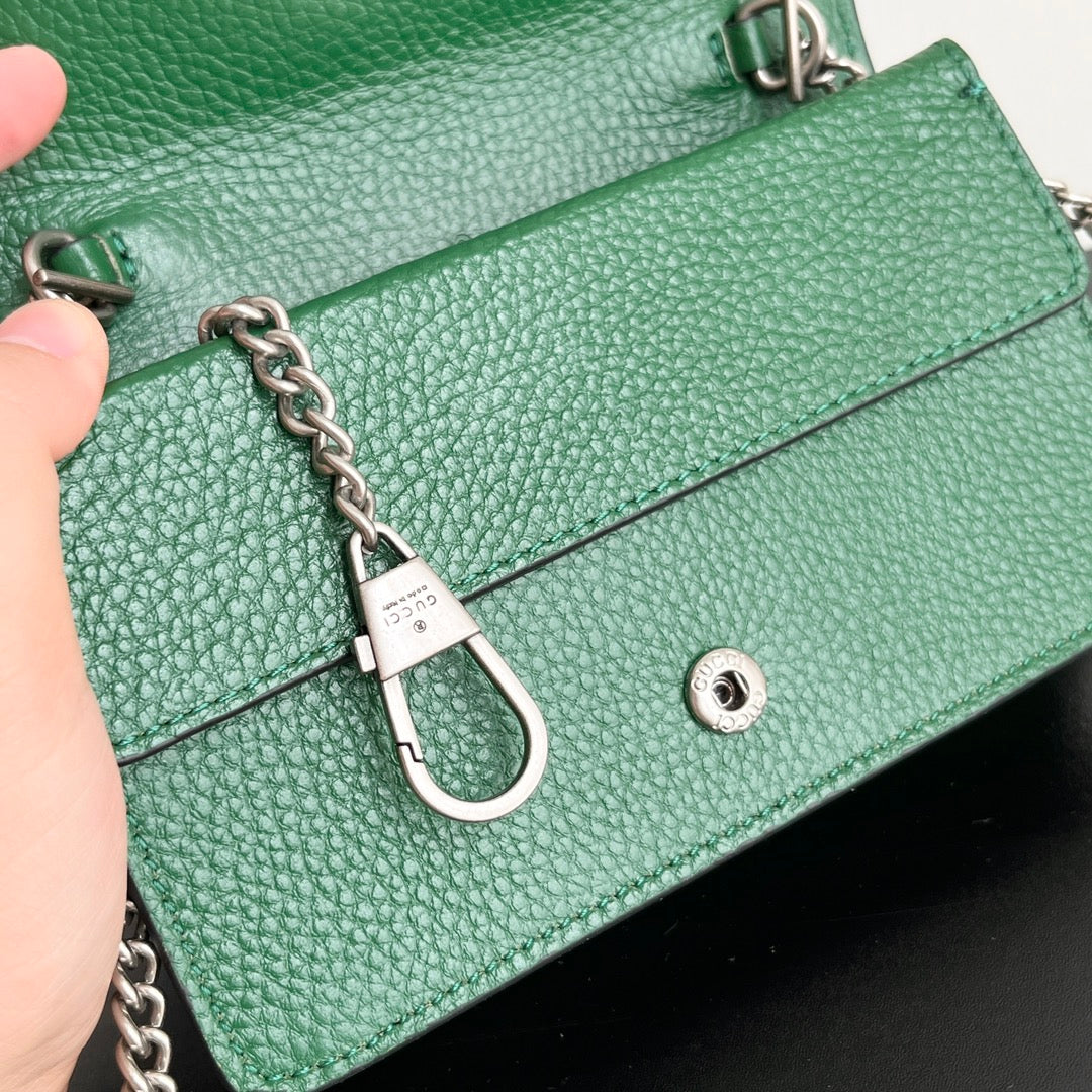 Gucci Dionysus Mini Bag – 16.5x10cm Khaki Green Calfskin, Tiger Head Buckle, Entry-Level Street Style Icon