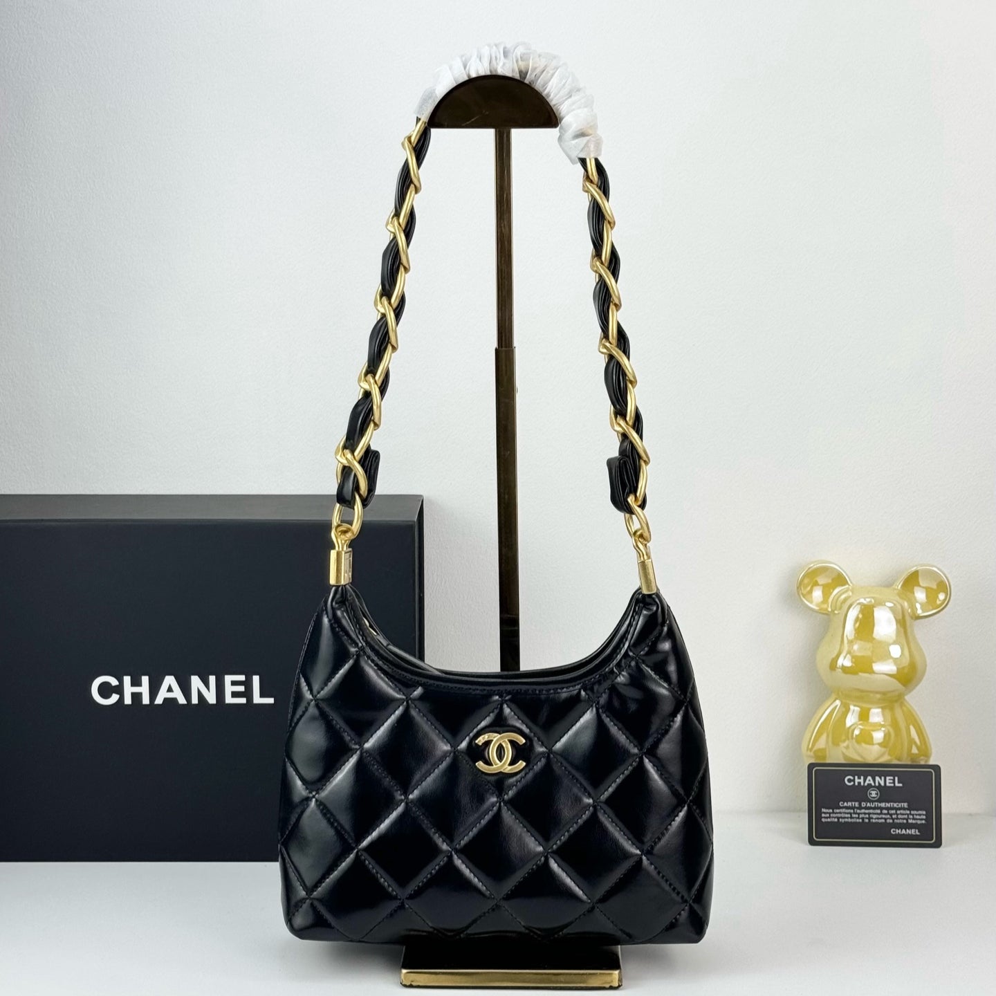 Chanel Sakura Pink Hobo Bag  24K Gold Chunky Chain Strap  22cm Lightweight Wax Leather Crossbody
