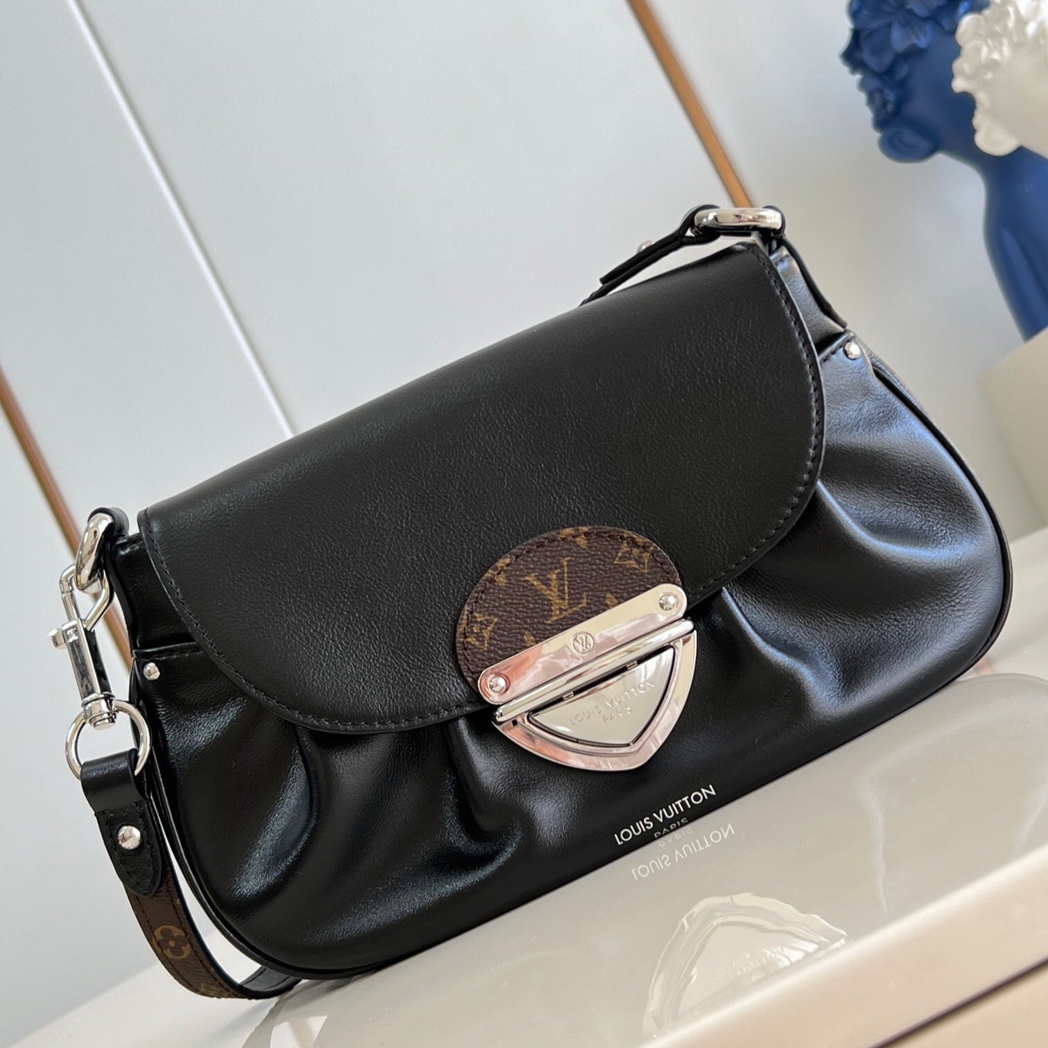 Louis Vuitton Sunset Vibe Bag | Glazed Lambskin Leather & Monogram Canvas Retro Shoulder Bag Detachable Strap Multi-Pocket Design