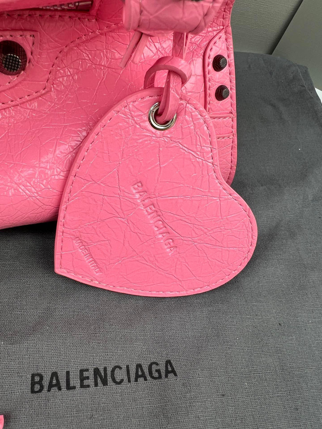 PINK Paris Neo Cagole Biker Bag 2023 - Edgy Heart Mirror Bucket Bag | 26cm Statement Piece