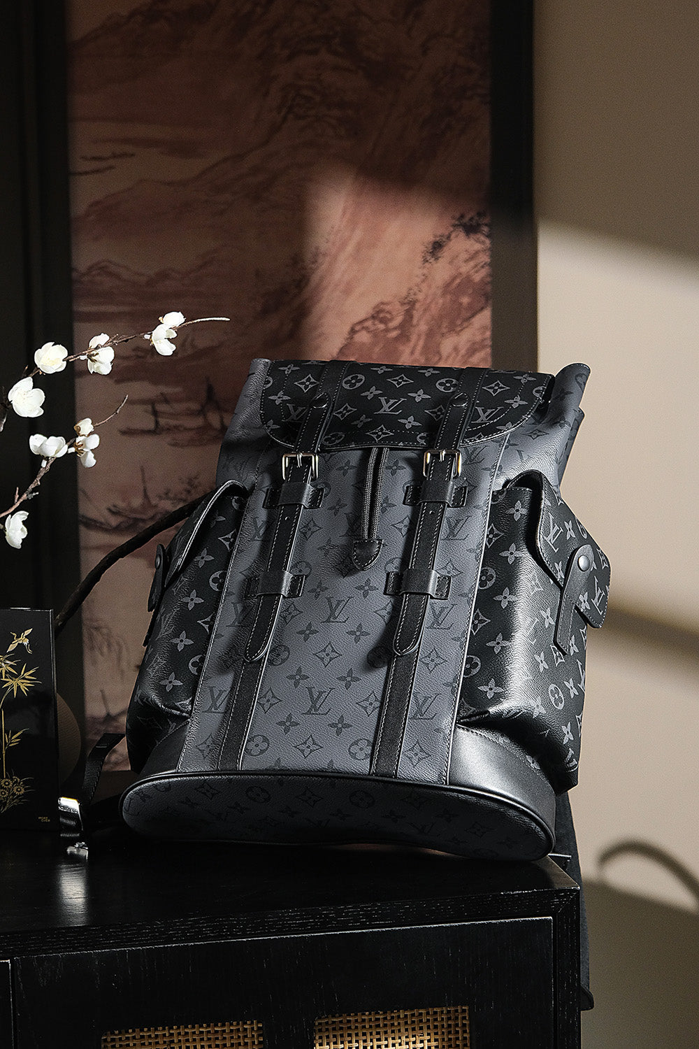 LV Christopher Chip-Embedded Backpack | 24K Gold-Plated Hardware, 44cm Unisex Vintage Travel Bag with Diamond Code Tech