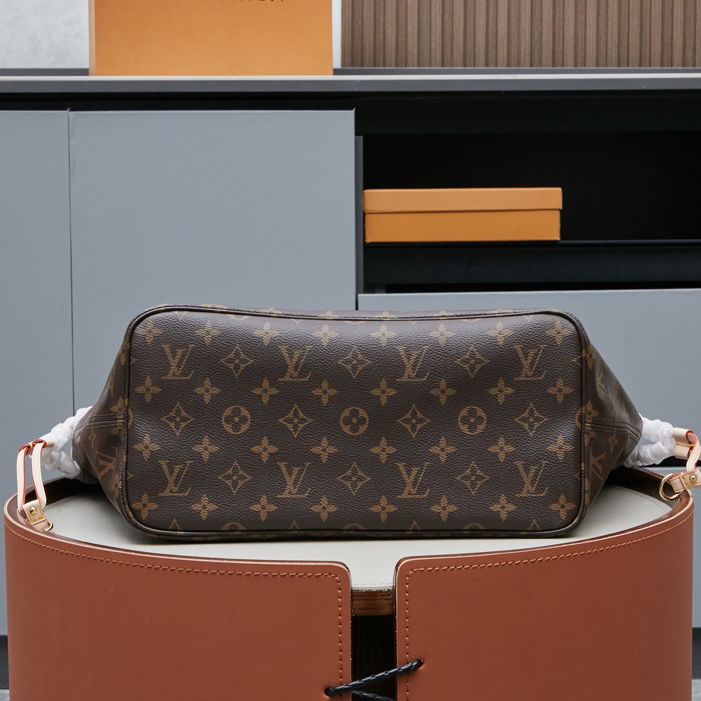 Louis Vuitton Neverfull Reimagined - Detachable Pouch & Dual-Tone Lining Archival Revival Tote