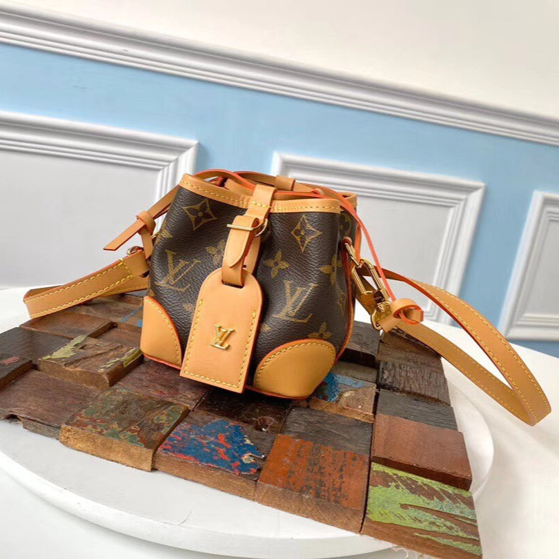 LV M57099 Mini Bucket Bag - Runway Edition with Detachable Tag & Full Packaging 12×12×12cm