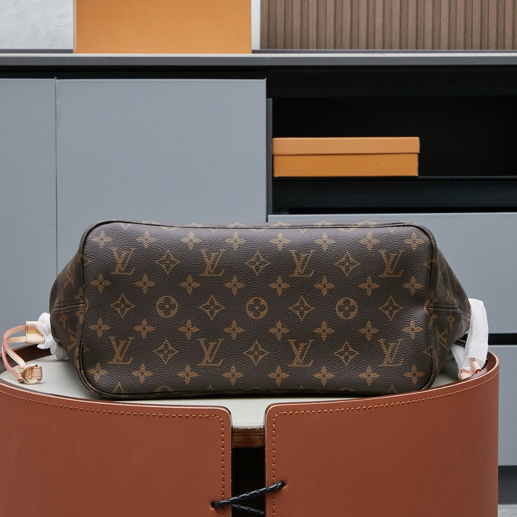 Louis Vuitton Neverfull Reimagined - Detachable Pouch & Dual-Tone Lining Archival Revival Tote