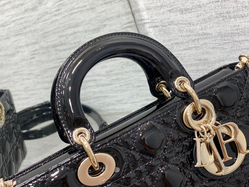 Dior D-Joy Medium Glossy Leather Handbag 26cm Dual Straps Full Set Packaging Quilted Pattern Luxury Tote