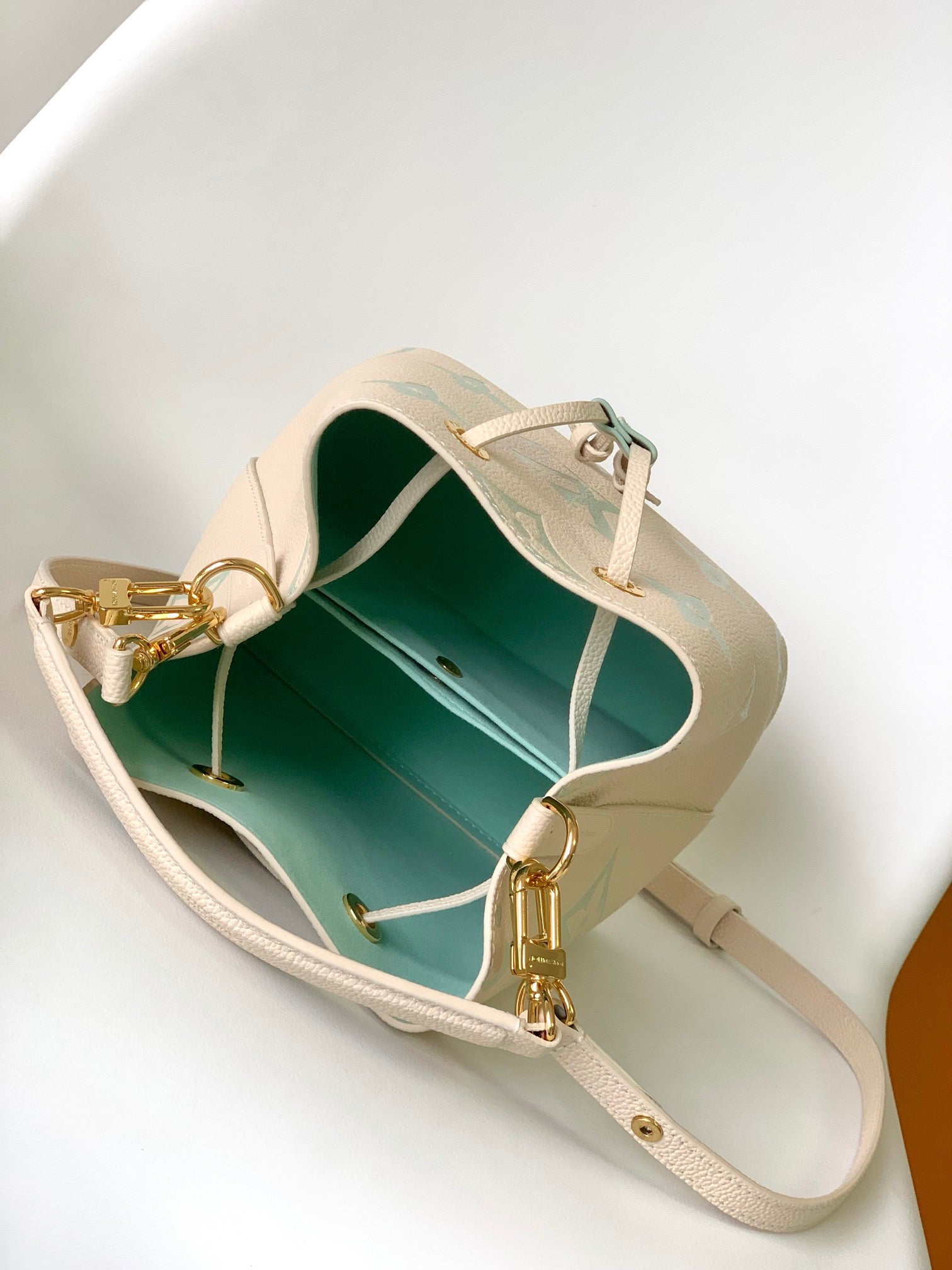 Louis Vuitton Néonoé BB Bag Spring 2023 | Monogram Empreinte Leather with Detachable Strap & Top Handle (20cm)