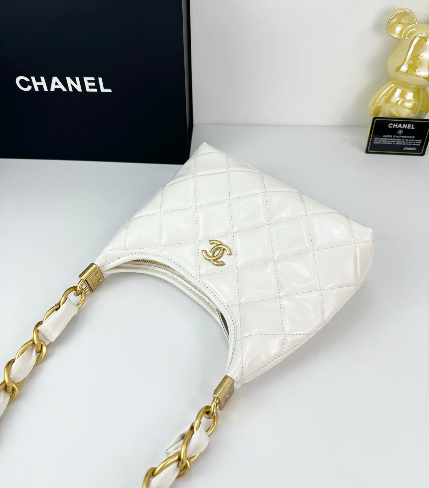 Chanel Sakura Pink Hobo Bag  24K Gold Chunky Chain Strap 22cm Lightweight Wax Leather Crossbody