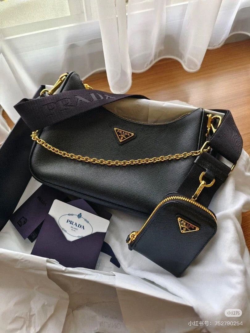 Prada Re-Edition 2005 Saffiano Leather 3-in-1 Shoulder Bag | Signature Crosshatched Texture | Detachable Pouch & Keychain