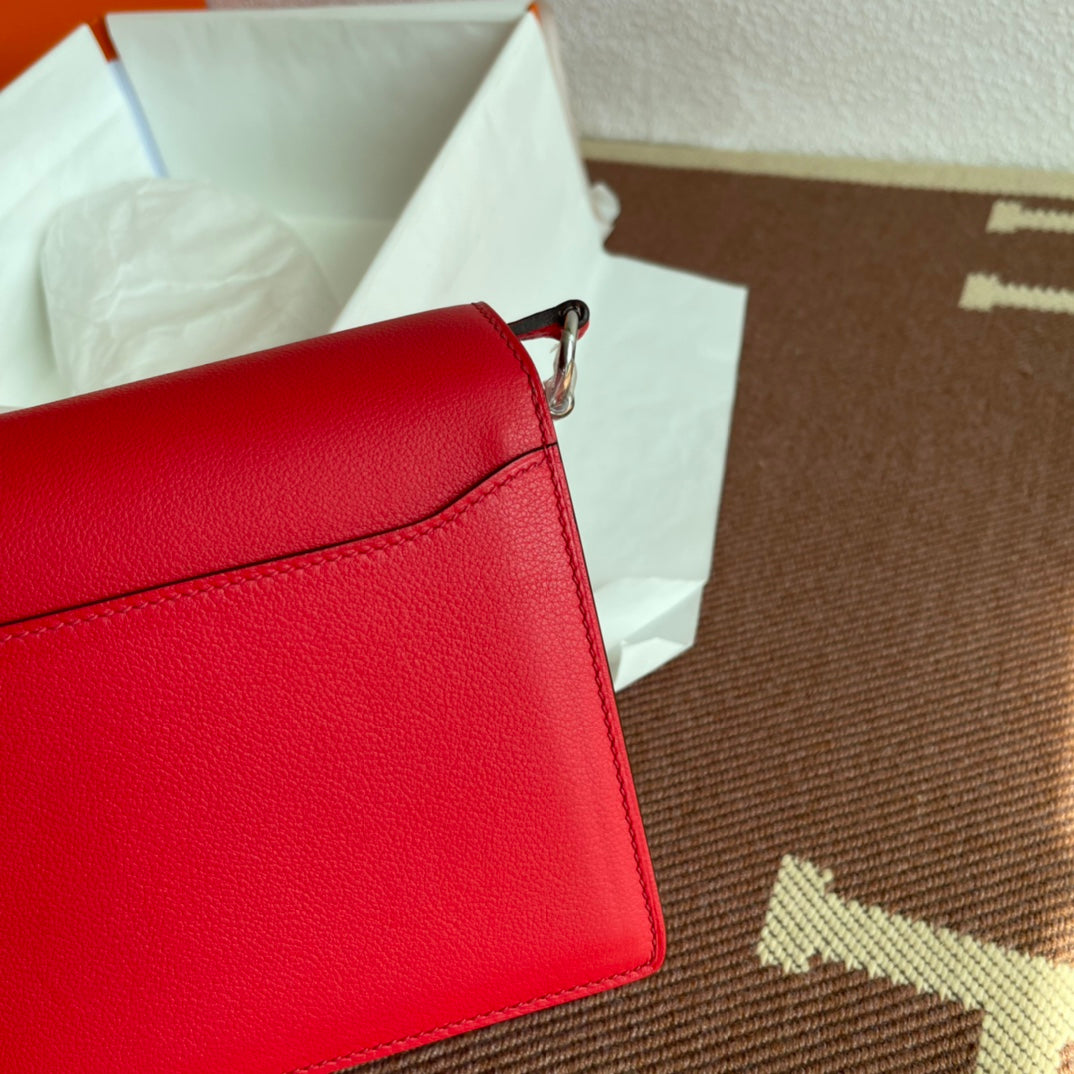 Hermès Roulis 19cm Bag "Pig Nose Design" in Rouge H Evercolor Leather | Gold/Silver Hardware | Crossbody/Shoulder/Handheld | Luxury Minimalist Style