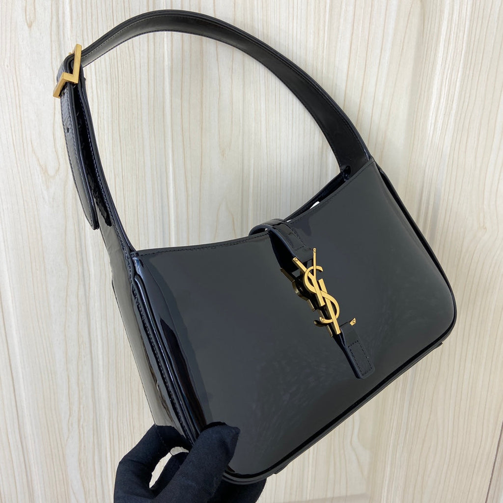 2021 SS New Patent Leather Black Gold Underarm Hobo Bag - Adjustable Strap Luxury Shoulder Bag