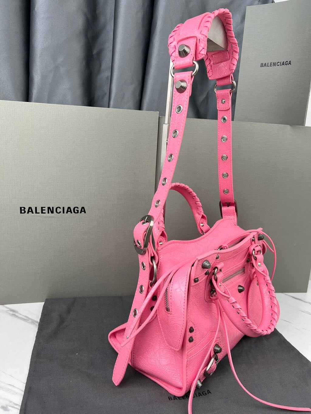 PINK Paris Neo Cagole Biker Bag 2023 - Edgy Heart Mirror Bucket Bag | 26cm Statement Piece