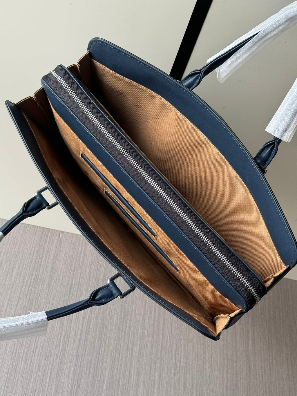 2024 Premium Business Lock Briefcase | Italian Textured Leather | Multi-Compartment Design | YKK Zipper