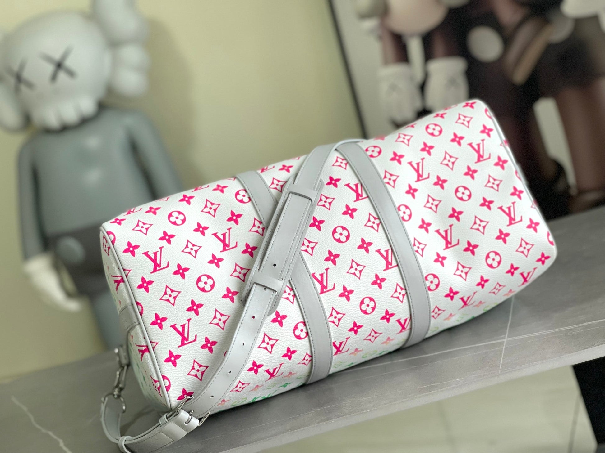 Louis Vuitton KEEPALL BANDOULIÈRE 55 Travel Bag | Vintage Monogram Canvas | FW21-22 Runway Capsule | Storefront Signage Design