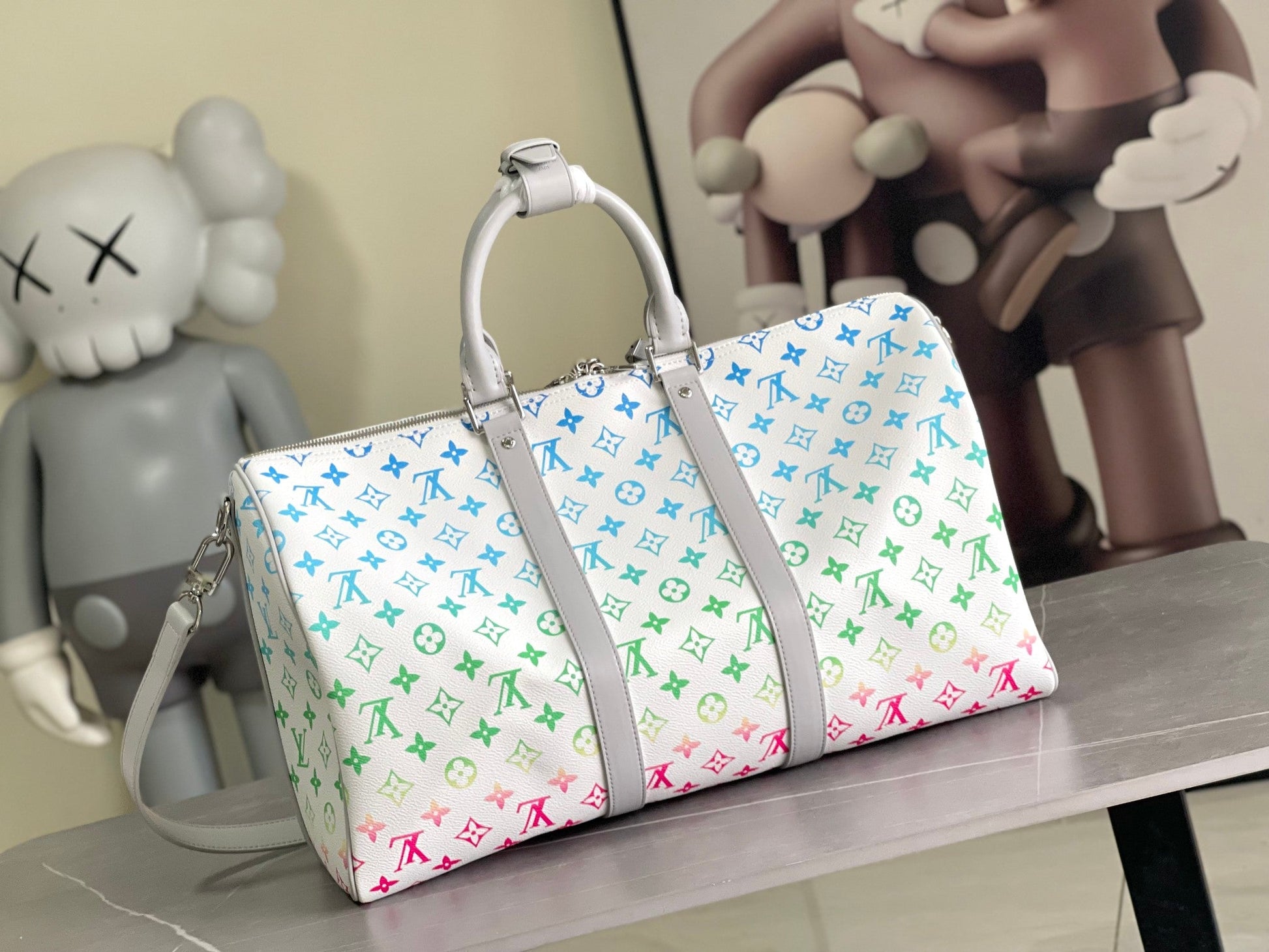 Louis Vuitton KEEPALL BANDOULIÈRE 55 Travel Bag | Vintage Monogram Canvas | FW21-22 Runway Capsule | Storefront Signage Design