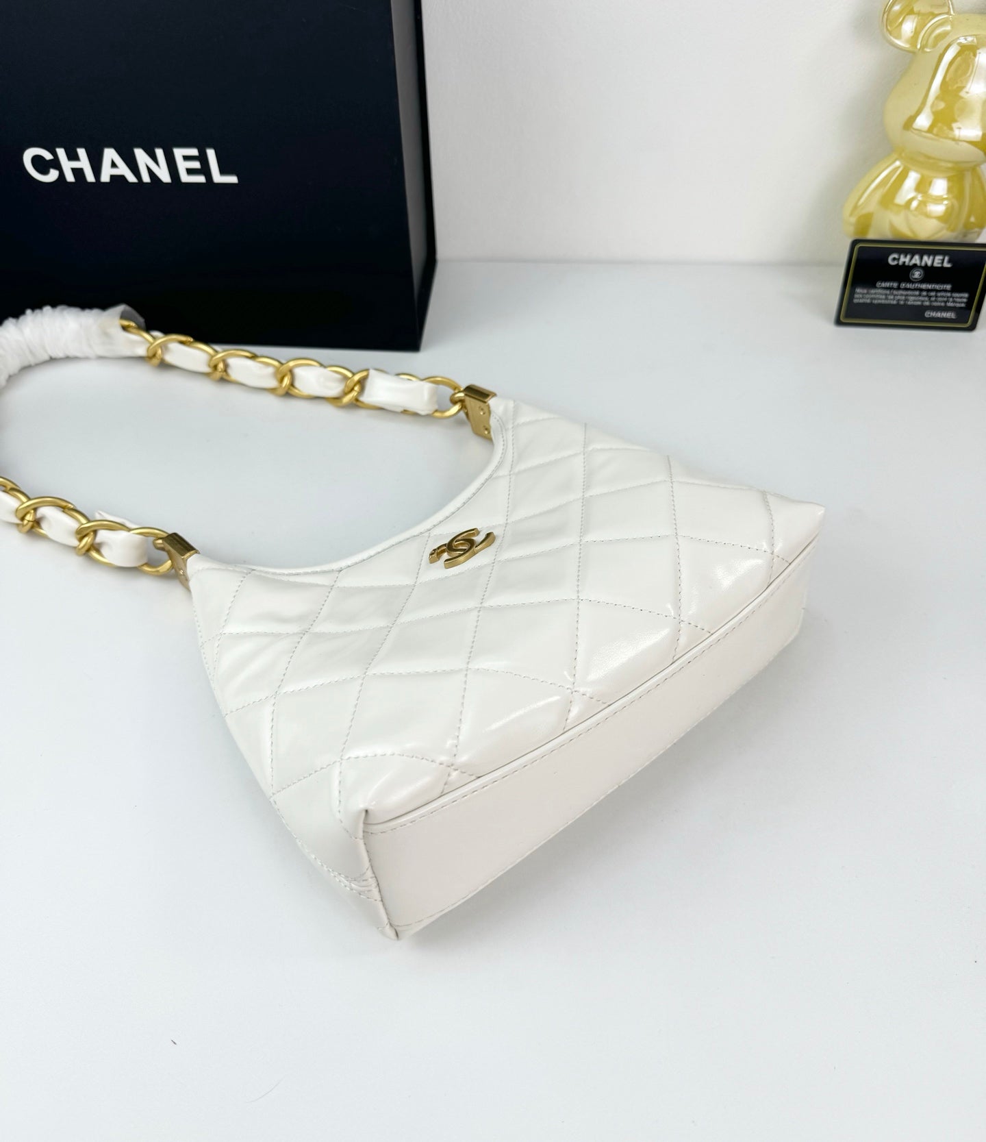 Chanel Sakura Pink Hobo Bag  24K Gold Chunky Chain Strap 22cm Lightweight Wax Leather Crossbody