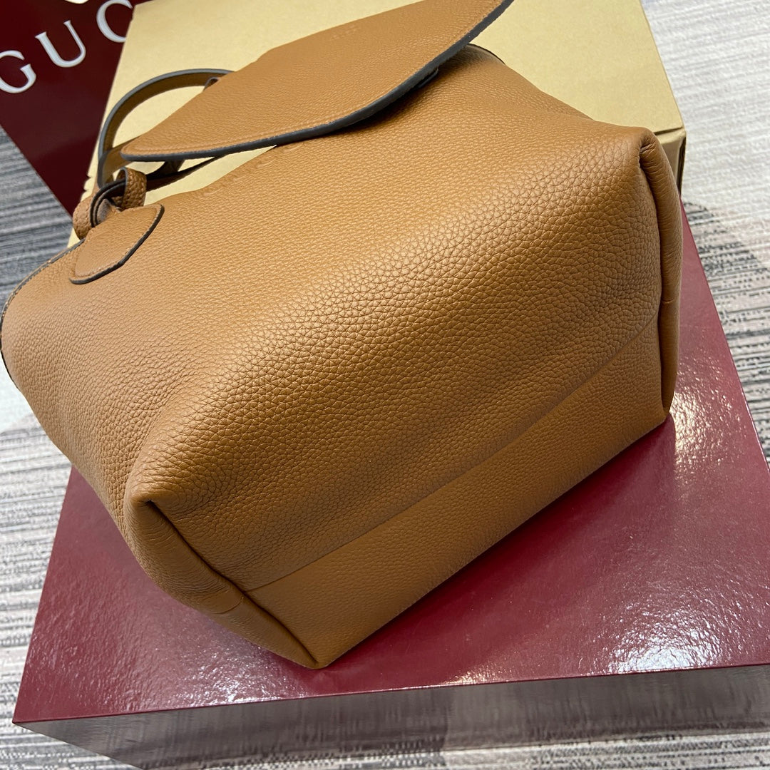 Gucci Totissima Reversible Tote Bag | Pebbled Leather & GG Canvas Two-Way Design | 21x18.5x16cm Lightweight