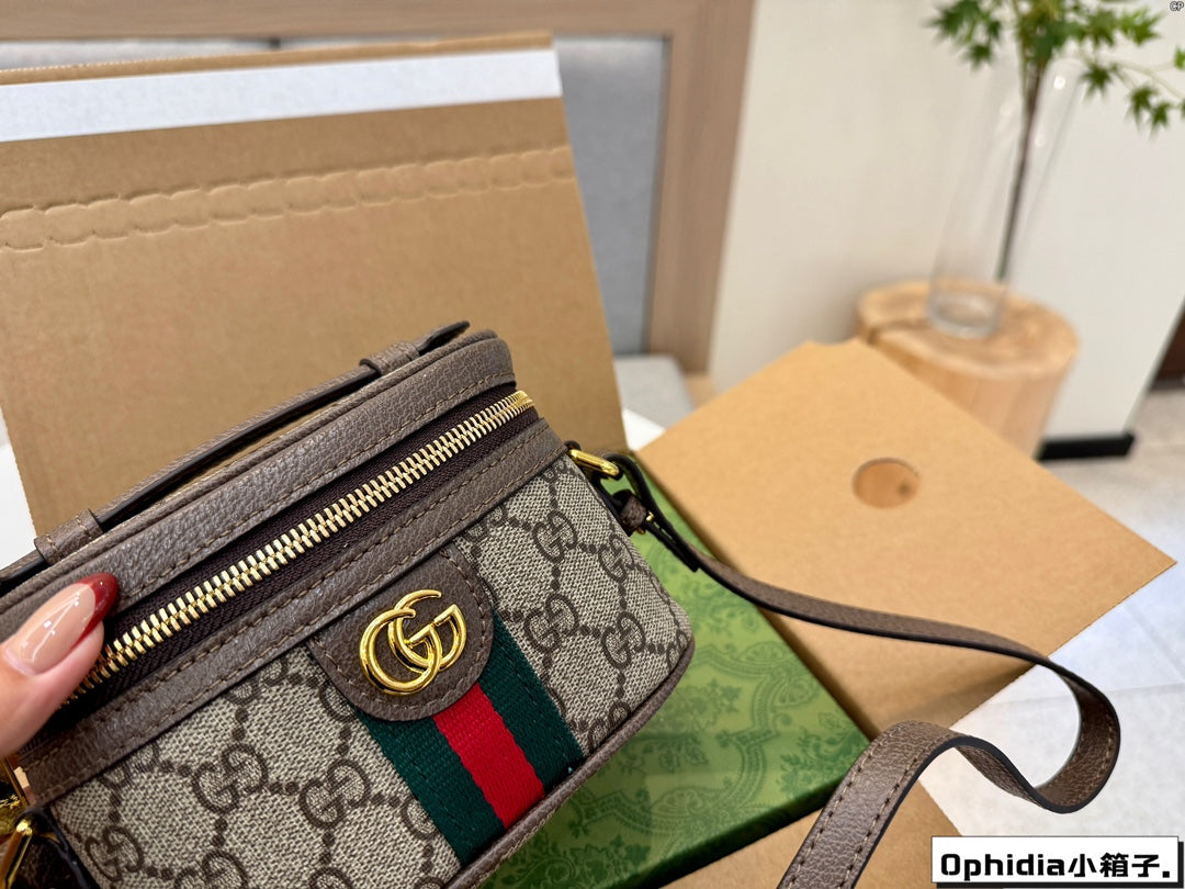 Gucci Ophidia Mini Box Bag – 16x11cm Versatile Cube, Elegant & Playful, All-Season Staple