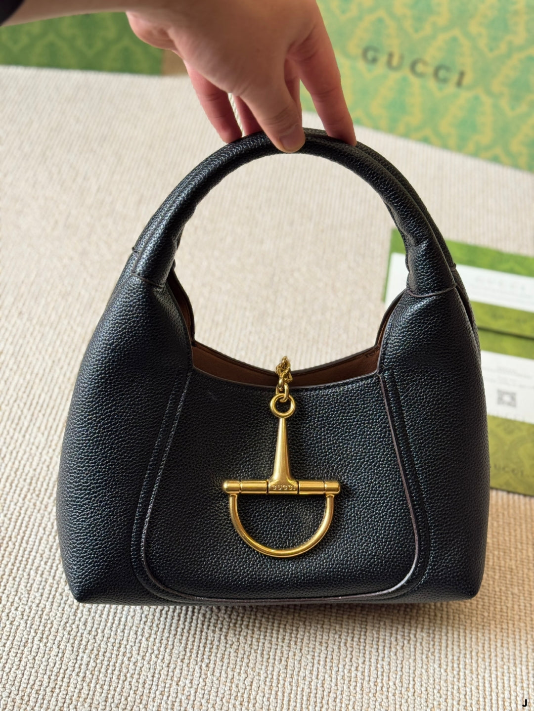 Gucci Softbit Horsebit Bag – Cloud-Like Design Spacious & Effortless Style Large 43x25cm/Small 25x17cm